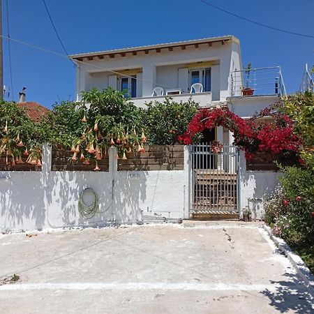 Villa Theo Marathiás Exteriör bild
